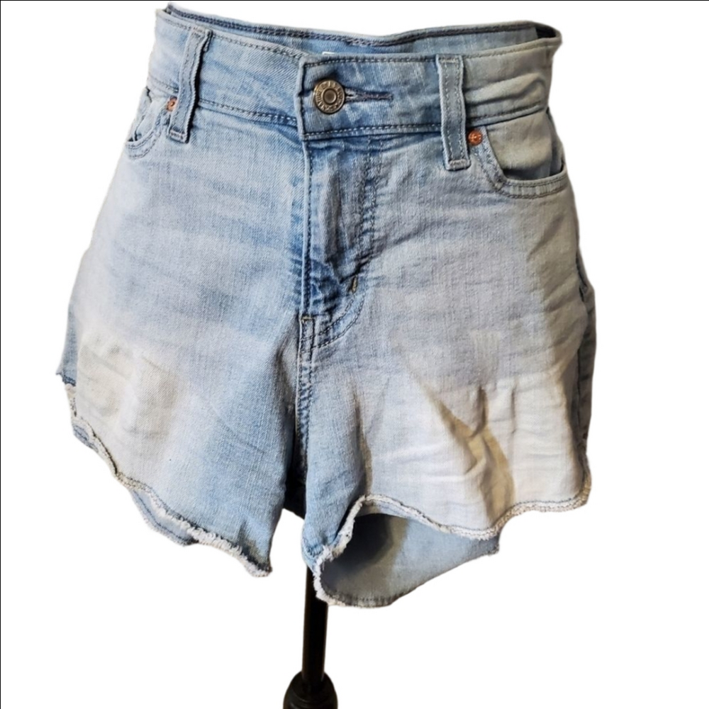 Levi Strauss Gold Jean Shorts Size 8